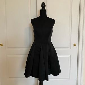 ❗️NWOT Halston Heritage Satin Cocktail Dress ❗️